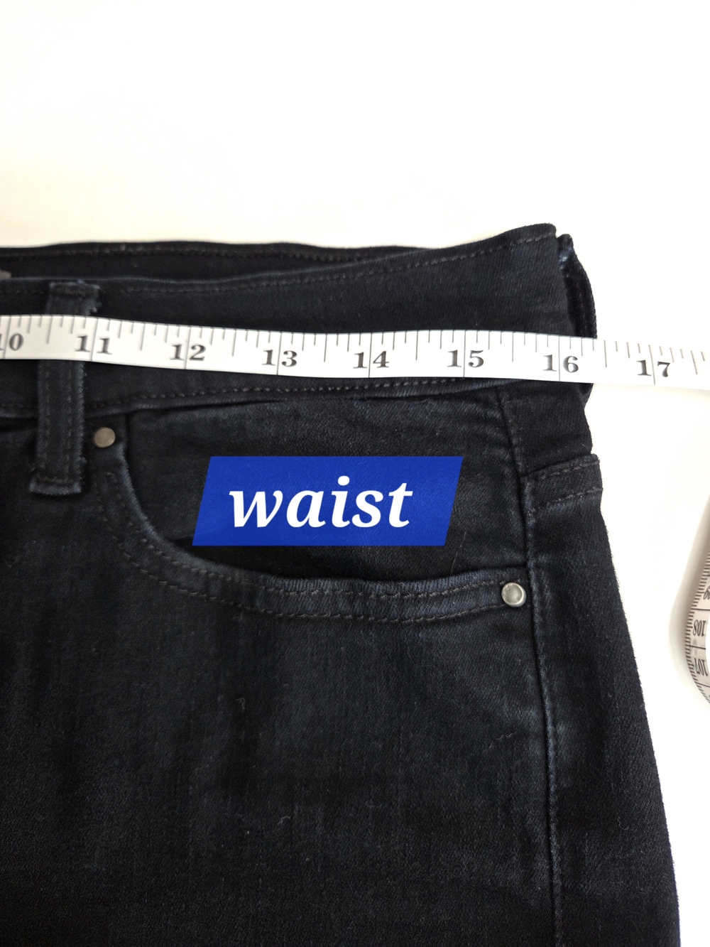 Levi's Black Flared-Leg Jeans - Picture 6 of 10